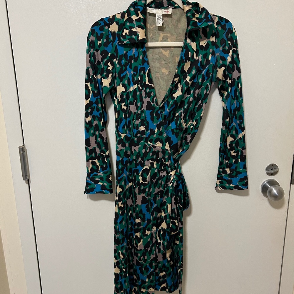 DVF Diane Von Furstenberg Leopard Print Vintage Wrap Dress